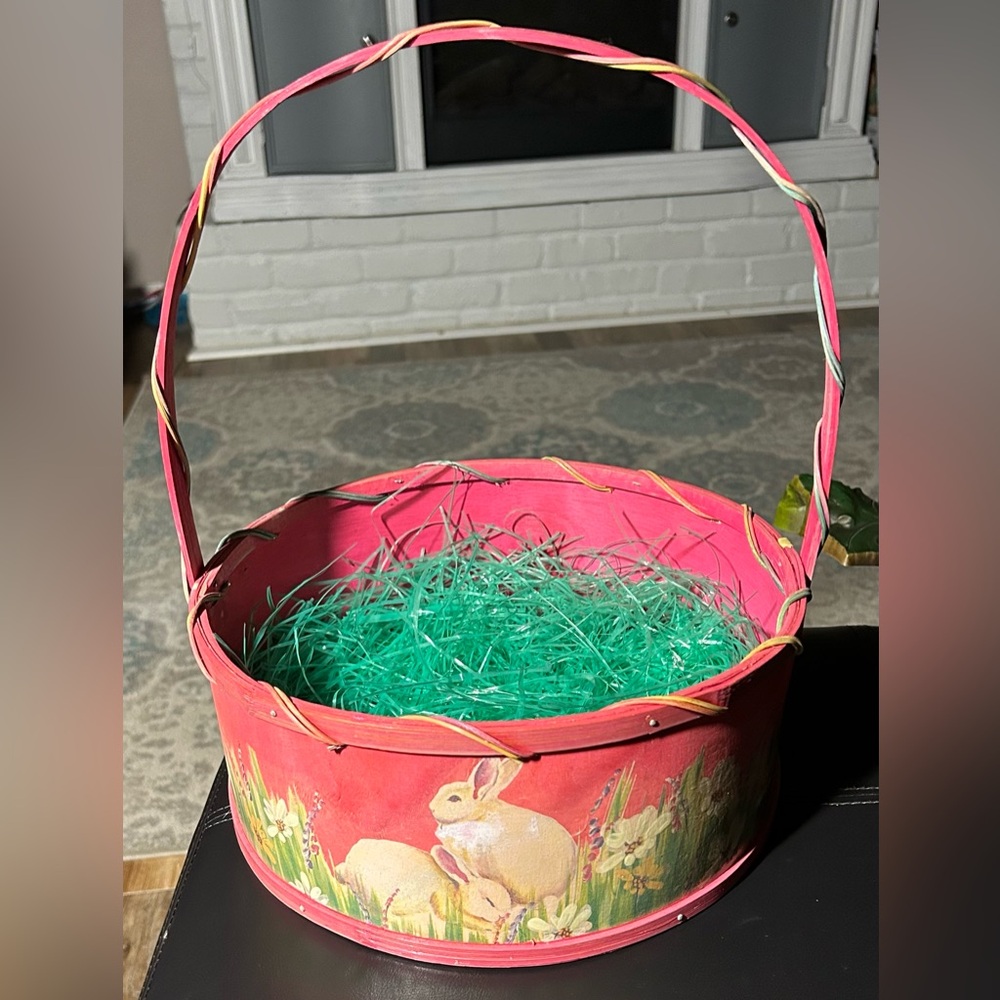 Vintage Pink Round Wood Woven Easter Basket with Handle 11”X5”